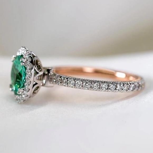 NEW 925 Sterling Silver Diamond Engagement Ring, beautiful Ring, shiny Ring. - Picture 2 of 5